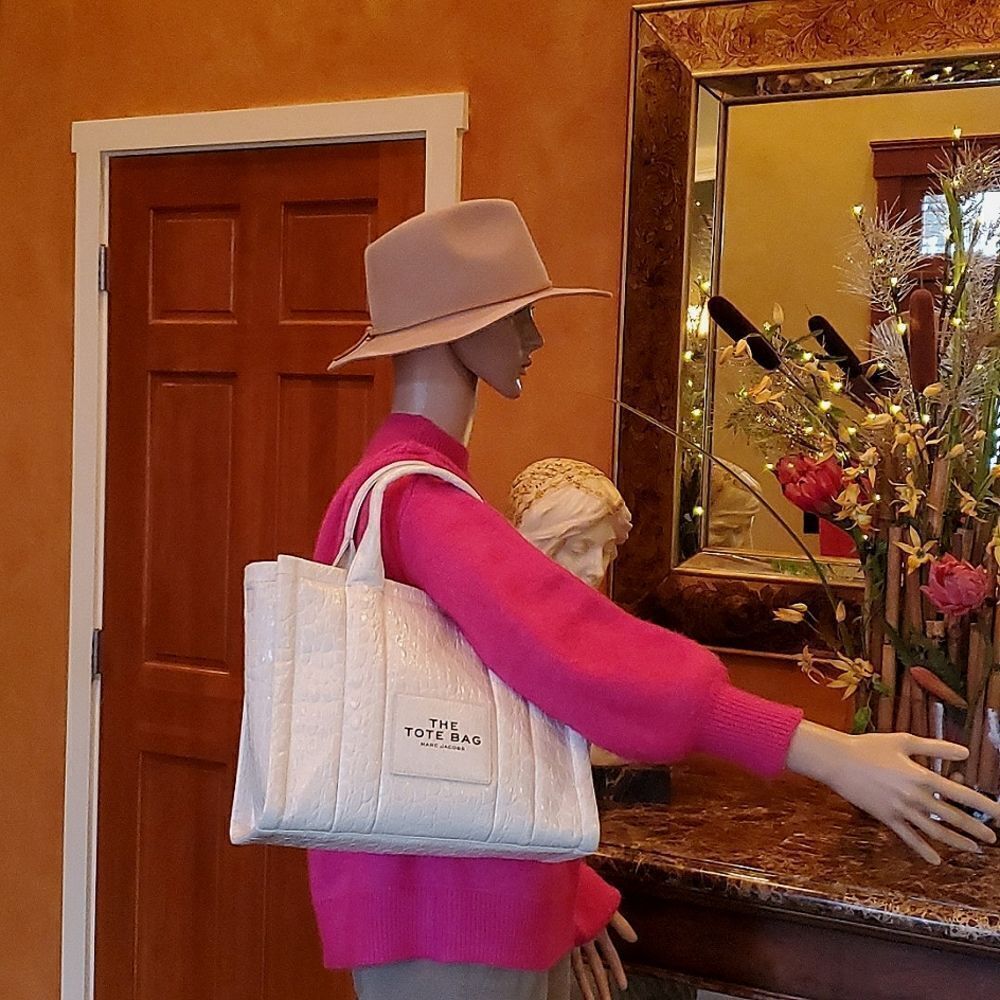 MARC JACOB Small,BRAND NEW! Tote, Croc Print Patent Leather. NWT! - Picture 8 of 17